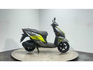 SUZUKI AVENIS 125 2023 ONLY 1K 1 OWNER VERY CLEAN 125 CC LEARNER SCOOTER 124 CC