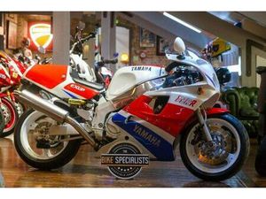 YAMAHA FZR750R *OW-01 - STUNNING EXAMPLE*