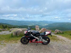 APRILIA RSV MILLE 2000 - SUPERSPORT MIT TÜV