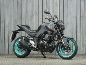 YAMAHA MT-03