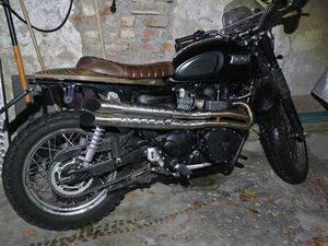 TRIUMPH SCRAMBLER 900 MALY PRZEBIEG SIENIAWKA