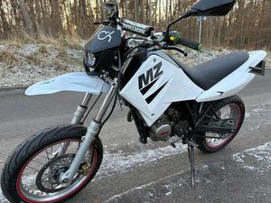 MZ 125 SM SUPERMOTO GOLENIÓW