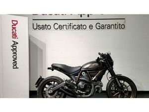 VENDO DUCATI SCRAMBLER 800 ITALIA INDEPENDENT (2015 - 16) USATA A MILANO (CODICE 9917324) - MOTO.IT