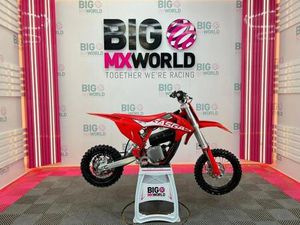 GAS GAS MC E 5 2023 - ELECTRIC - NO FUEL, NO NOISE, JUST FUN