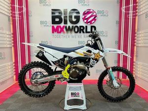 HUSQVARNA FC 250 2022 - STOCK - GREAT CONDITION