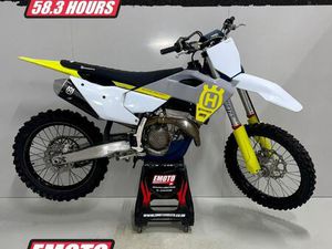 HUSQVARNA FC 350 2023 MOTOCROSS BIKE 58 HRS 250 CC @EMOTOUK - FINANCE AVAILABLE