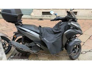VENDO YAMAHA TRICITY 125 (2022 - 24) USATA A MILANO (CODICE 9917254) - MOTO.IT