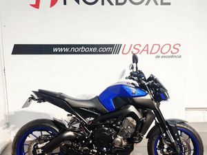 YAMAHA MT-09 MT-09