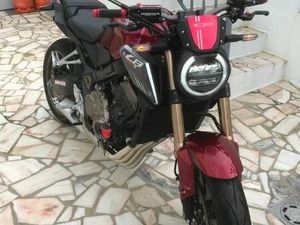MOTA HONDA CB650R CHARNECA DE CAPARICA E SOBREDA