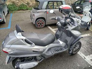 PIAGGIO MP3 250 GRIGIO