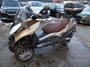 PIAGGIO MP3 500IE LT BUSINESS GIWI TOPCASE