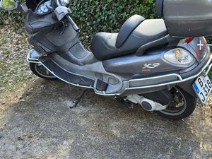 PIAGGIO X9 125 VON 2003| TÜV BIS 04/2027 SPIEGEL IST GEBROCHE