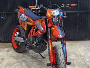 KTM SMC R 690 DE 2024 VILA VERDE DOS FRANCOS