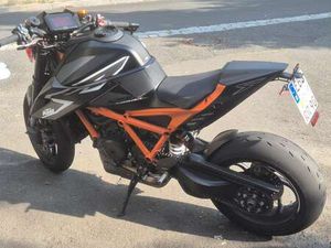 KTM 1290 SUPER DUKE R