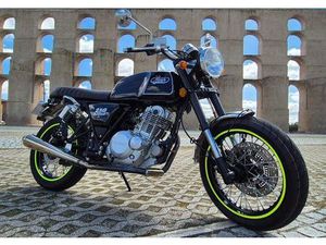 MASH BLACK SEVEN 250 CC SÃO BRÁS E SÃO LOURENÇO