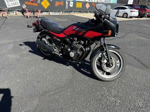 1985 KAWASAKI GPZ 550. 7,000 MILES