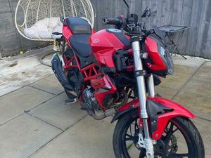 BENELLI BN 125 NAKED PETROL MANUAL EURO 5 (11 PS) 125 CC