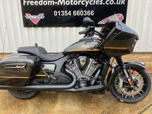 INDIAN CHALLENGER DARK HORSE 2026- 1834 CC