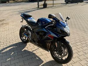 SUZUKI GSX-R 750 K6