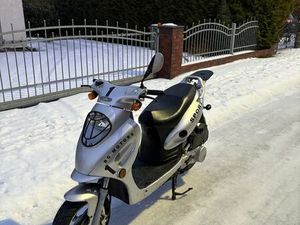 YIYING YY125 4T BARDZO LADNY PIERWSZY WLASCICIEL 2400KM JAK NOWY DZIECHOWO