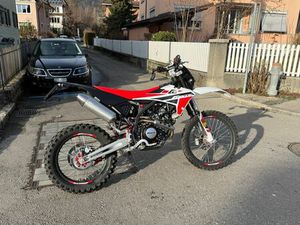 FANTIC XEF 125 SUPERMOTO | MOTORRAD