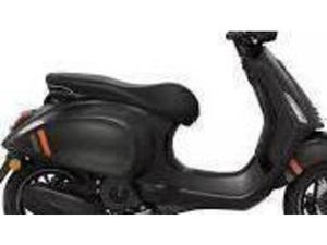 VENDO VESPA SPRINT 125 S (2023 - 25) NUOVA A ARCENE (CODICE 9917367) - MOTO.IT