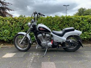 HONDA VT 600 SHADOW UMBAU APE SEITLICHER KENNZEICHENHALTER TIEFER