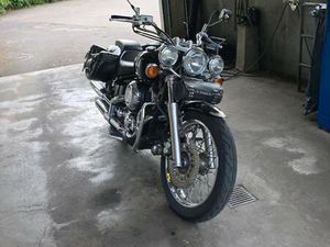 BIETE EINE YAMAHA XVS 650 MIT EXTRAS