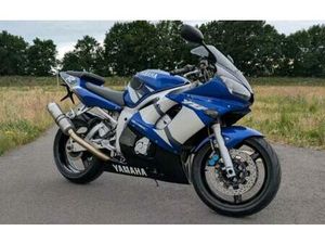 WINTERPREIS! YAMAHA R6 RJ03 - MIVV - TÜV + REIFEN NEU