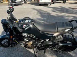 HUSQVARNA SVARTPILEN 401