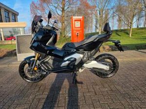 HONDA X-ADV 750 (2025) MET AKRAPOVIC UITLAAT — MOTOREN | HONDA — MARKTPLAATS