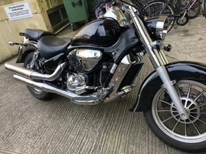 HYOSUNG ST7 700 EZ:03/2012 2486KM 1HD NEUWERTIGER ZUSTAND