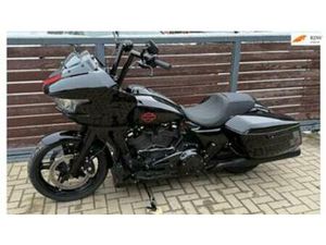 HARLEY DAVIDSON FLTRX 117 ROAD GLIDE BLACK EDITION (BJ 2024) — MOTOREN | HARLEY-DAVIDSON — MARKTPLAATS
