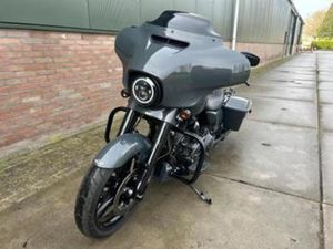 HARLEY DAVIDSON TOUR 107 FLHXS STREET GLIDE SPECIAL UNIEK — MOTOREN | HARLEY-DAVIDSON — MARKTPLAATS