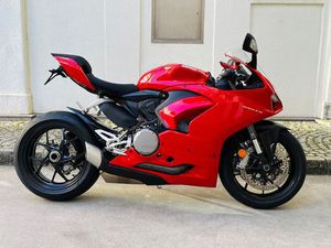 DUCATI PANIGALE V2 AUS 1.HAND + 12M GARANTIE