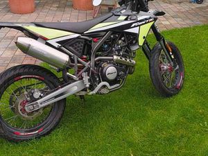 FANTIC XMF 125