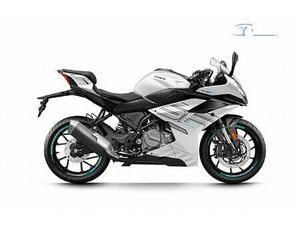 CF MOTO CFMOTO 300 SR