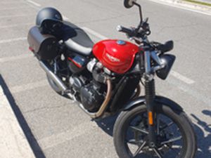 VENDITA TRIUMPH STREET TWIN