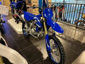 ② YAMAHA YZ450F 2026