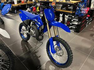 ② YAMAHA YZ85 2026