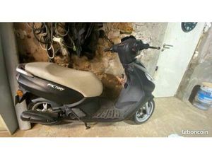 PEUGEOT KISBEE 50 CC