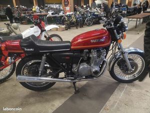 MOTO SUZUKI GS 750