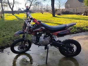 À VENDRE DIRT BIKE - 125 PRO BIKE