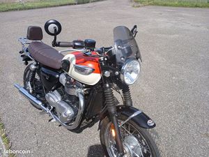 TRIUMPH BONNEVILLE EXELLENT ETAT