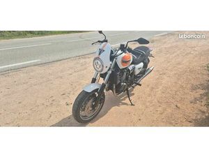 TRIUMPH 900 THUNDERBIRD SPORT