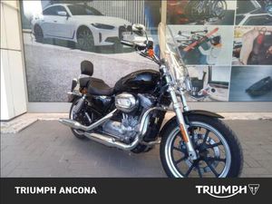 HARLEY-DAVIDSON SPORTSTER 883 SUPERLOW ABS