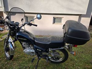 SUZUKI GN 125