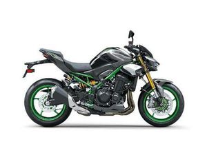 2025 KAWASAKI Z900 SE