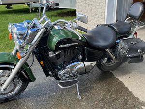 MOTO HONDA SHADOW VT 1100