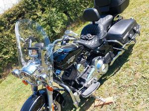 ② ROAD KING DE PREMIÈRE QUALITÉ.